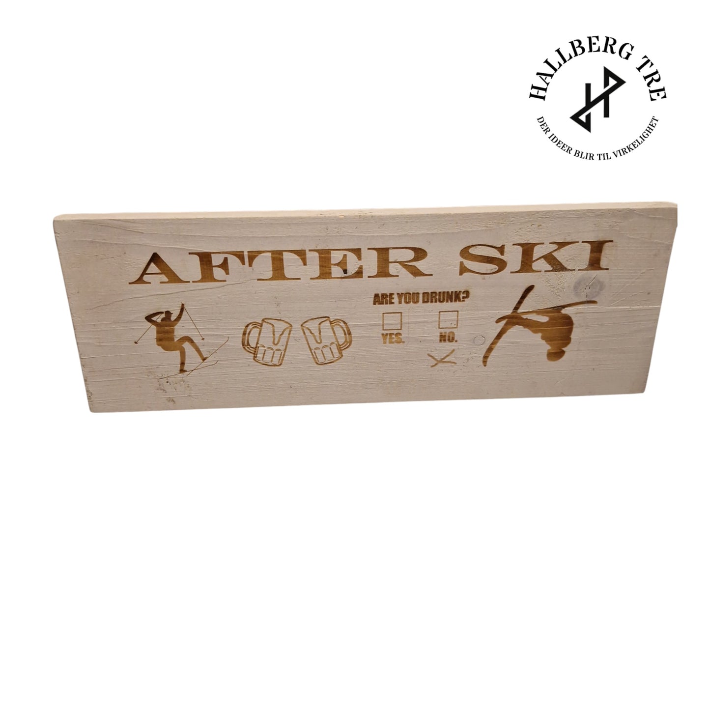 hvit treskilt med gravert tekst